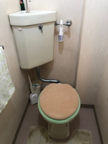 角のタンクでもタンクレストイレを設置可能ですよ。