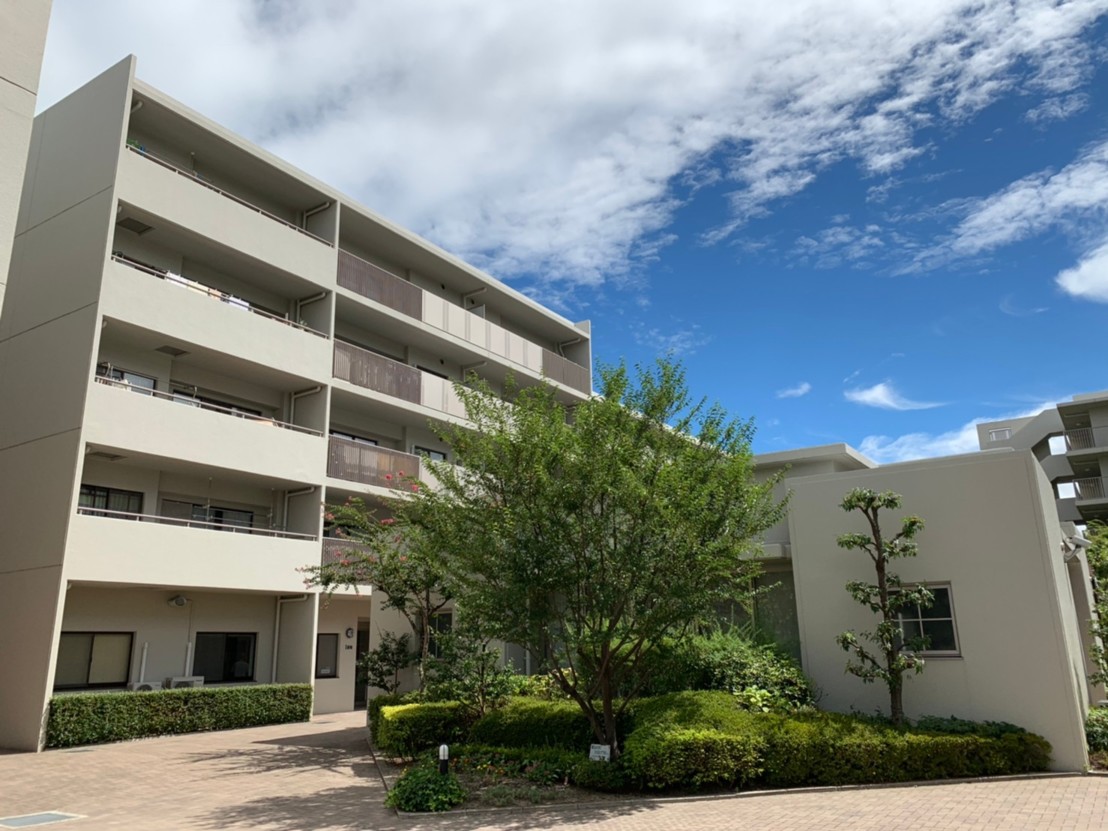 セントポリア津々山台公園　壱番館　